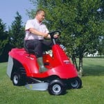 Tips When Choosing a New Garden Tractor