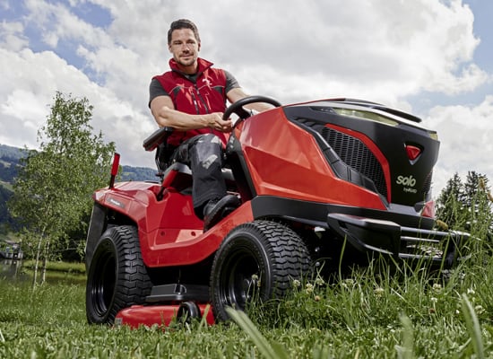 Upgrade Time: Is it Time to Trade in Your Walk-Behind for a Lawn Tractor?