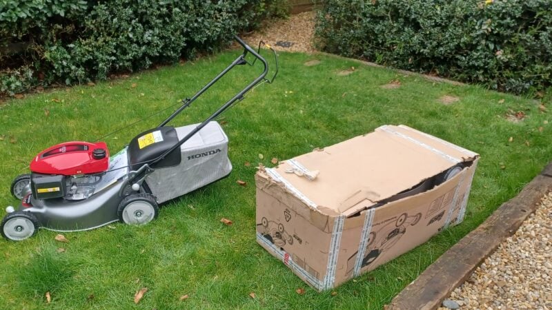 Don’t Buy an Expensive Lawnmower in a Box – Why Delivery Matters More Than You Think