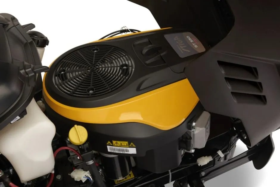  STIGA V-Twin engine 