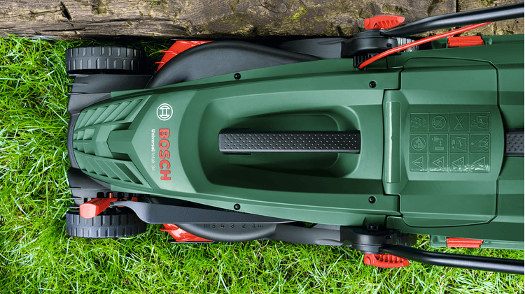 Carry handle for easy lift of lightweight machine